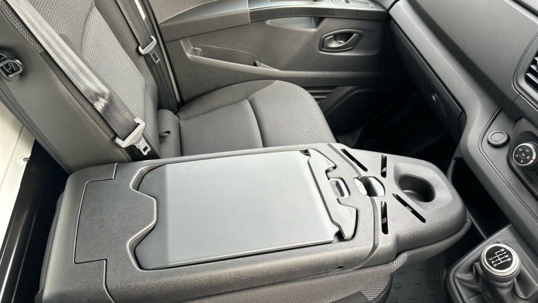 Renault Trafic Lwb Diesel LL30 Blue dCi 130 Advance [Safety] Van